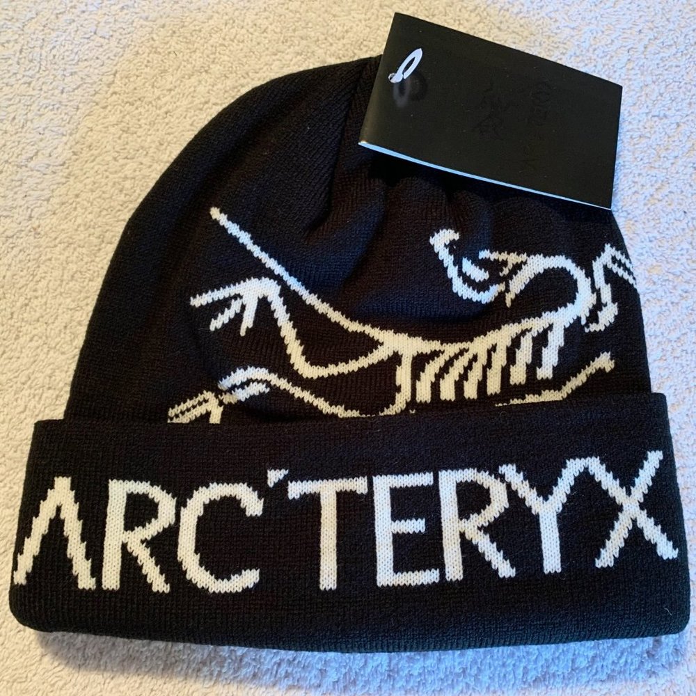 Black White Arcteryx Hiking Outdoors Cuffed Beanie Toque - New w tag
